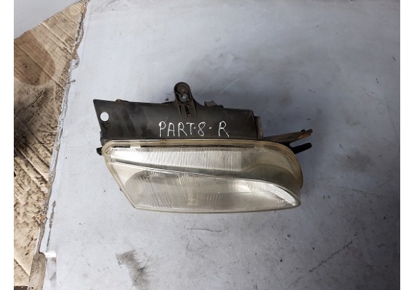 Фара права Peugeot Partner (96-03р), 9621299580